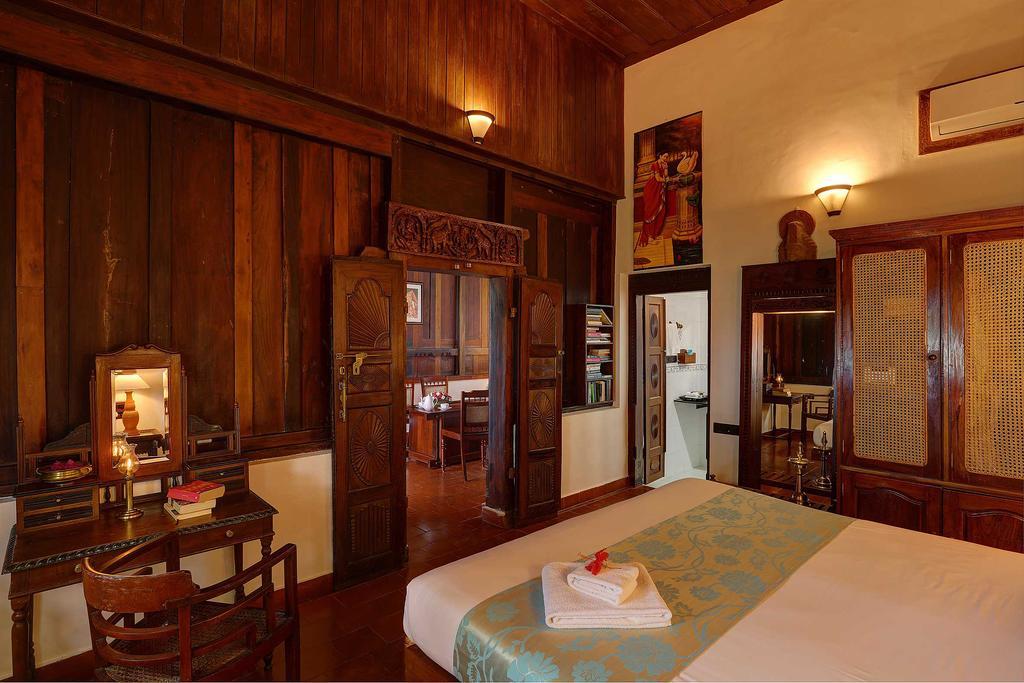 Mixed Dormitory Room