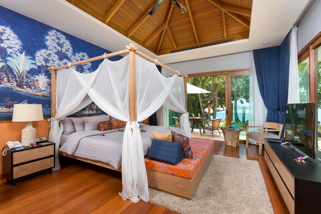 Villa Fronte Spiaggia con Piscina
