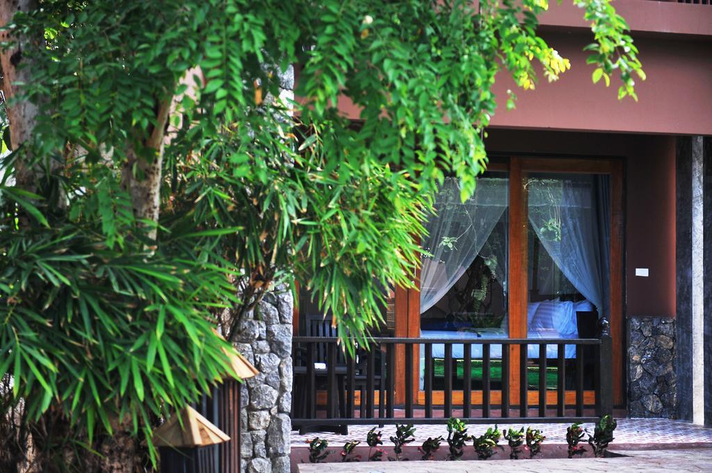 Superior Double Room Pool Access