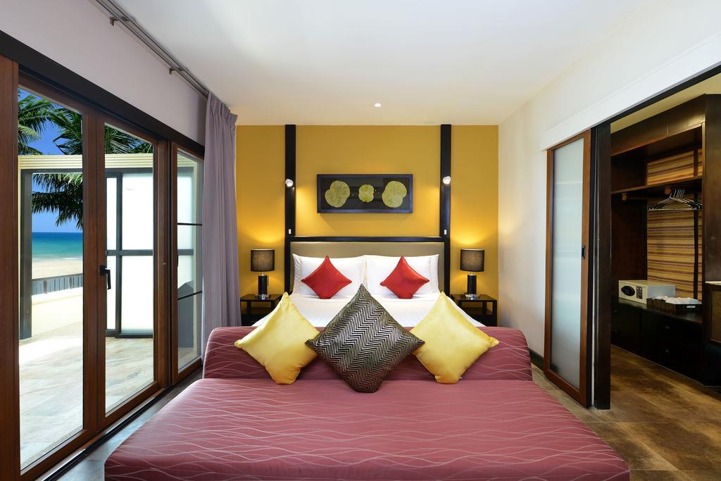 Two-Bedroom Suite Direct Beach Access