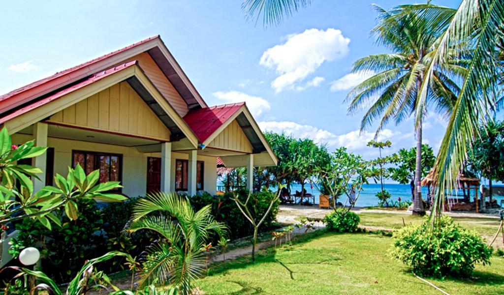Bungalow Beach Front