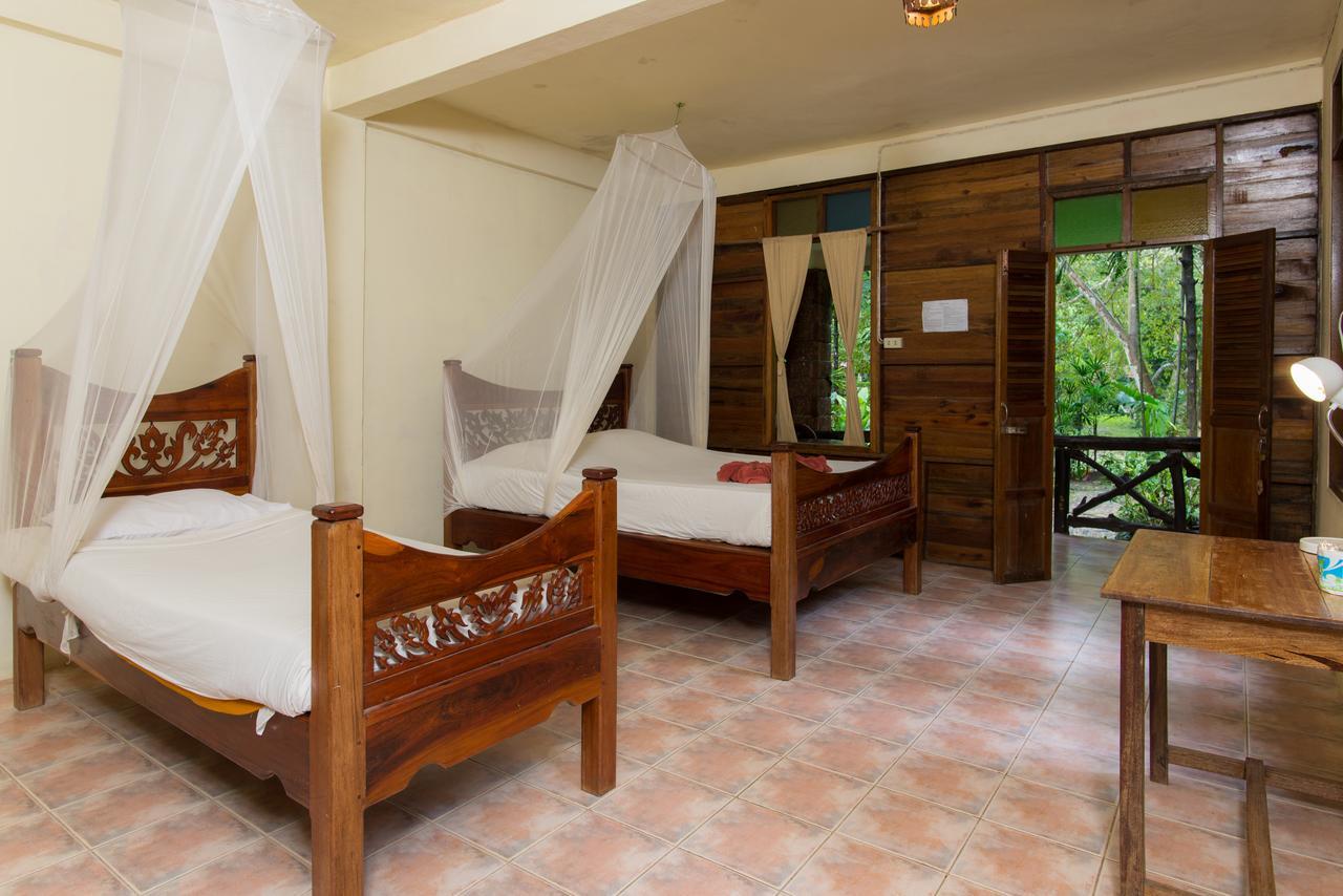 Quadruple Room Terrace