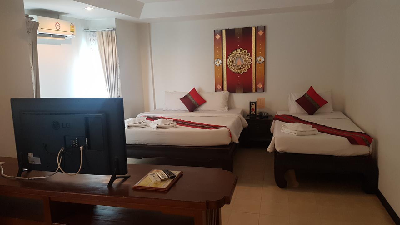 Triple Room