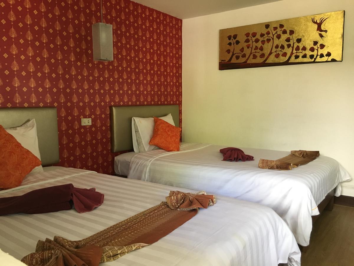 Standard Bungalow Twin Bed