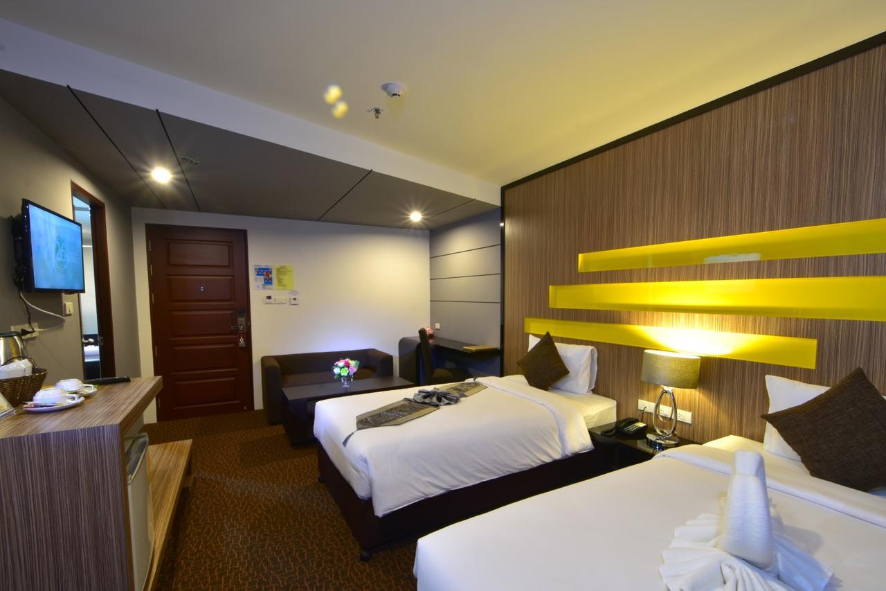 Deluxe Twin Room