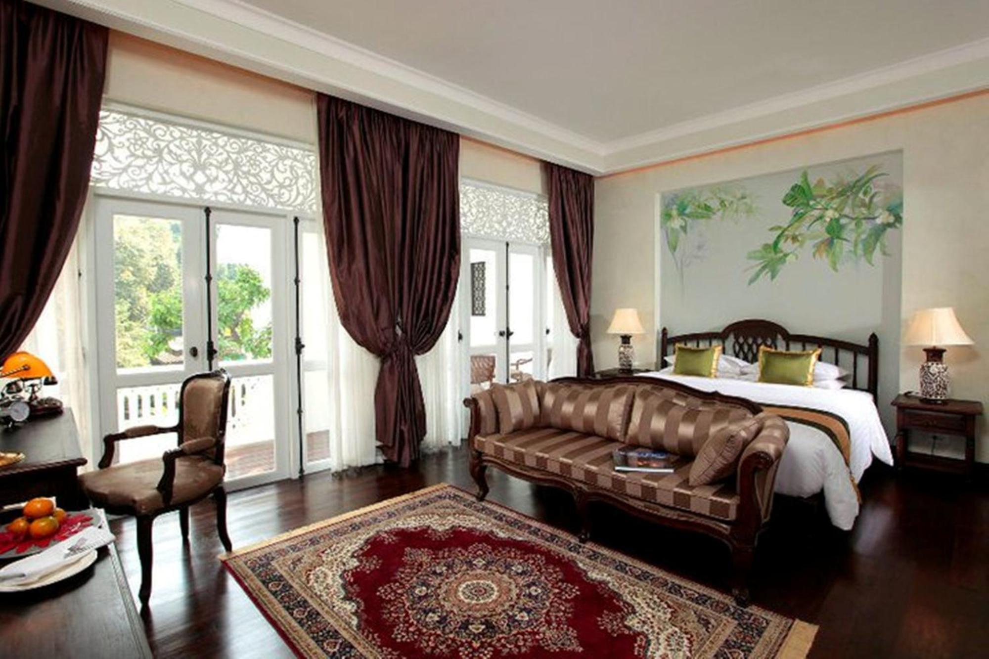 Royal Grande Deluxe Room