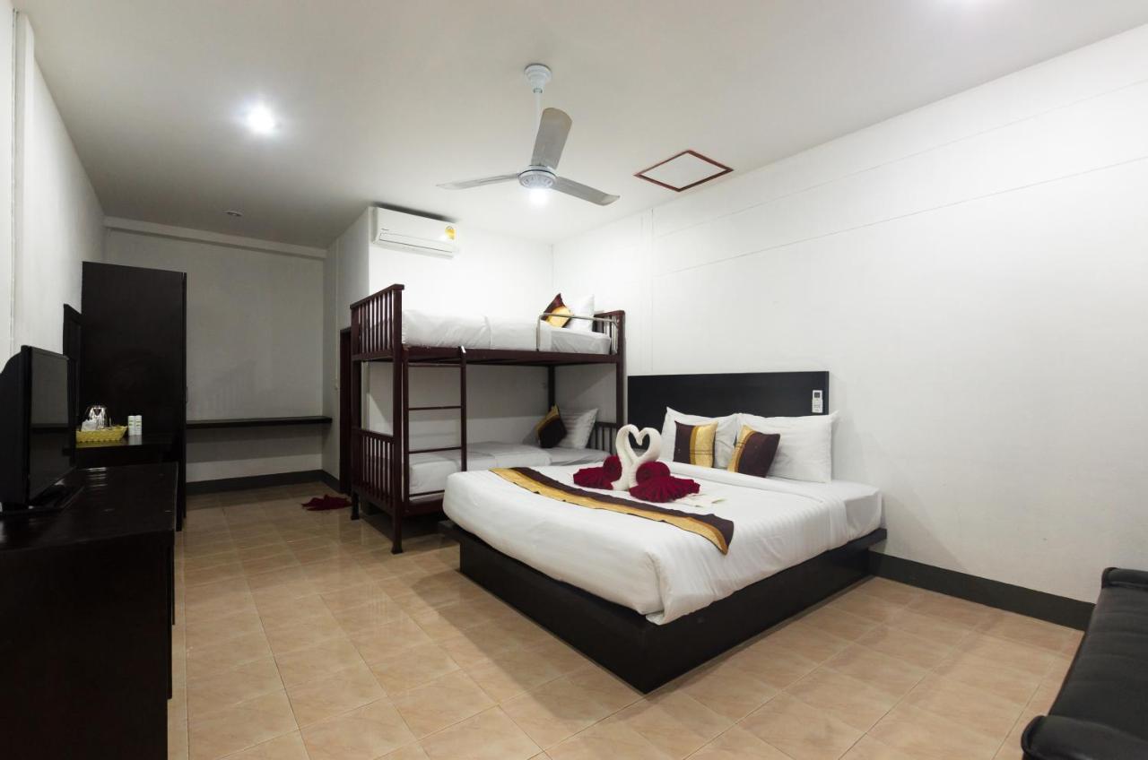 Deluxe Quadruple Room