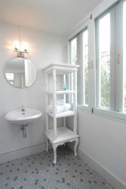 Grand Deluxe Mountain View Room Balcony & Bathtub