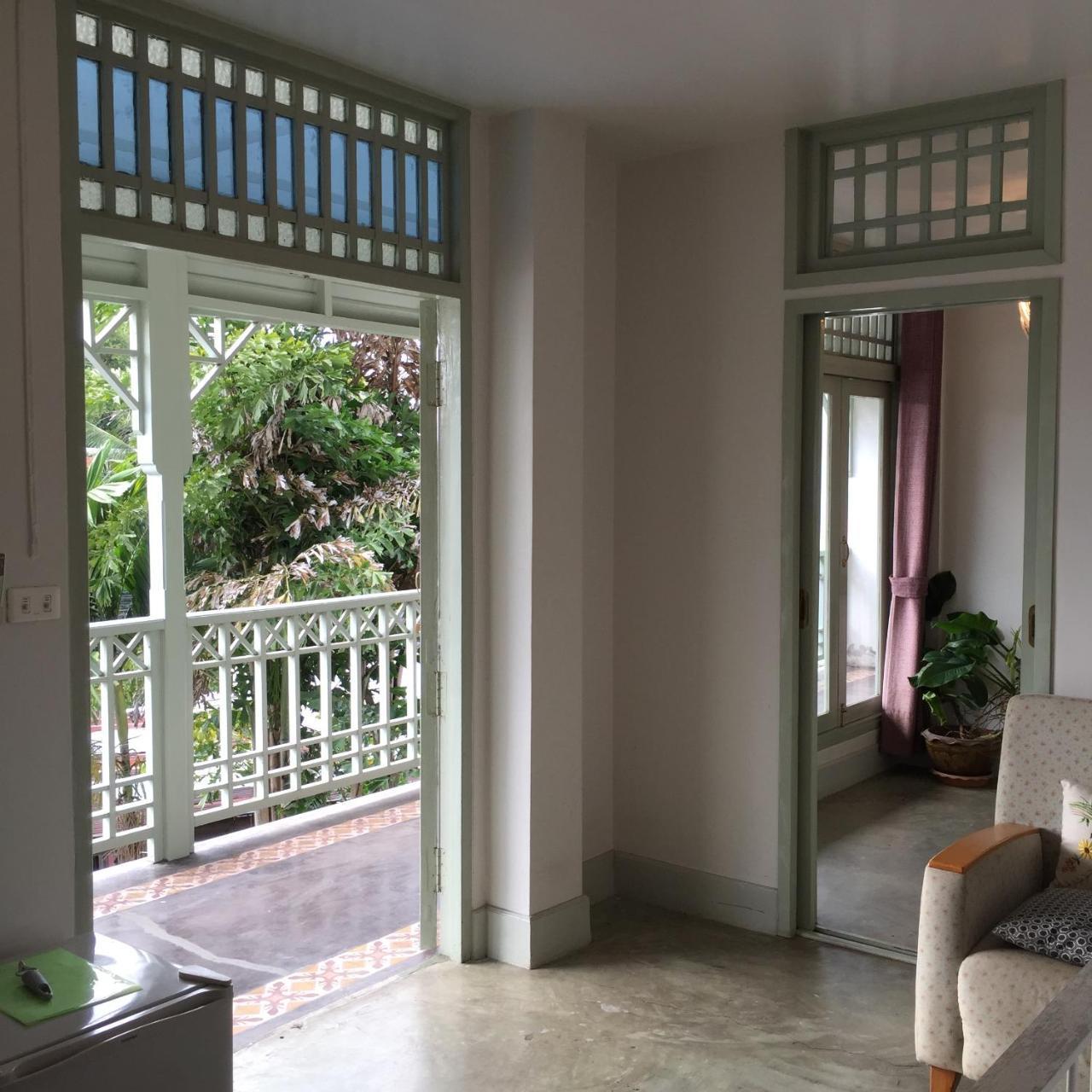 Deluxe King Room Sunroom