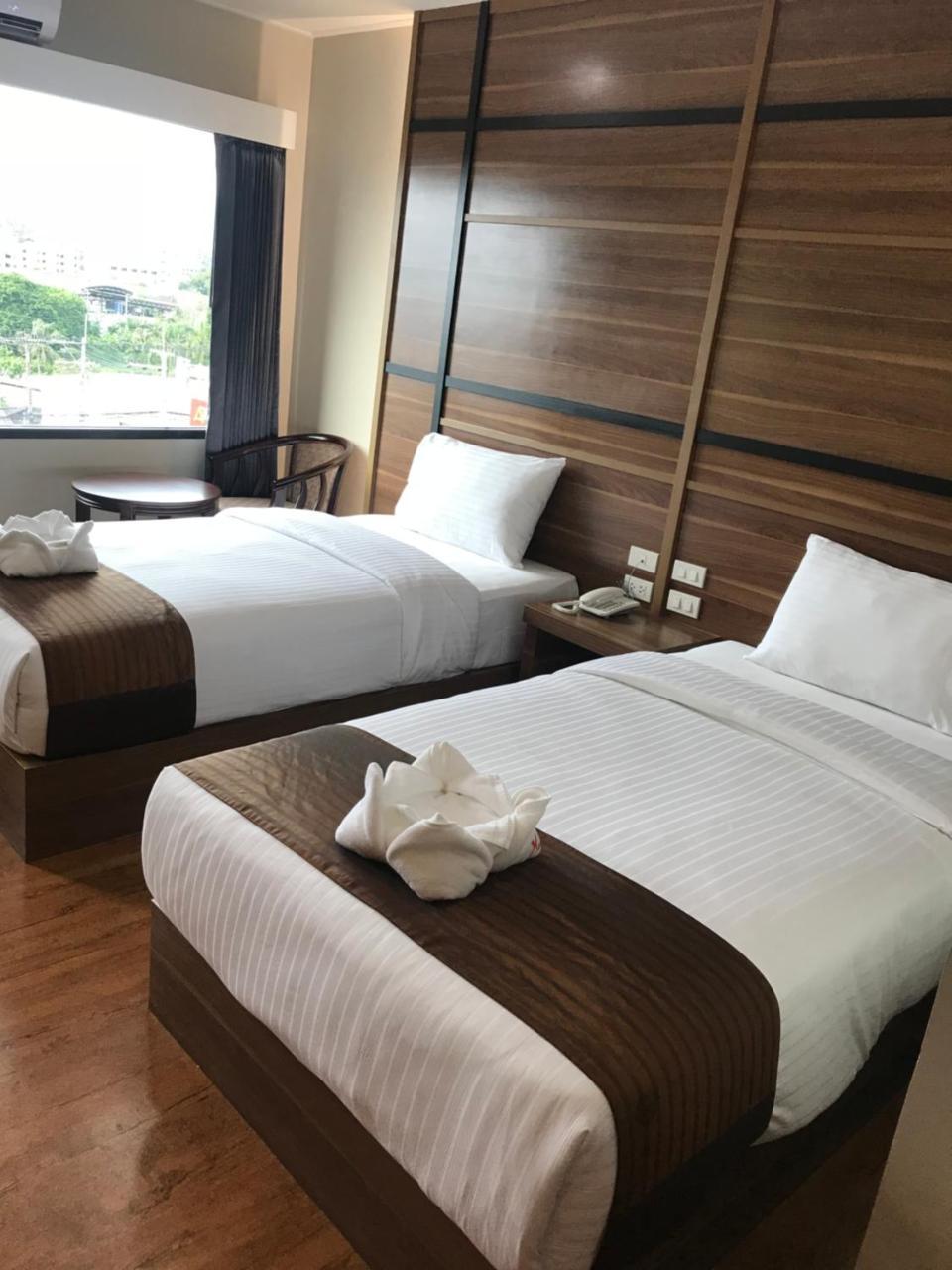 Standard Twin Room