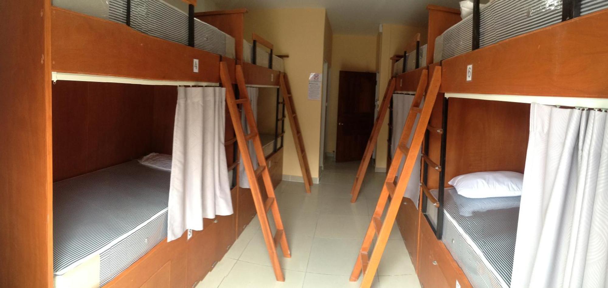 Bed 10-Bed Mixed Dormitory Room
