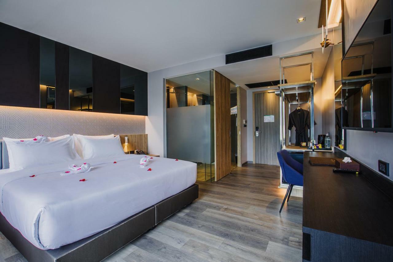 Rak King Room Balcony