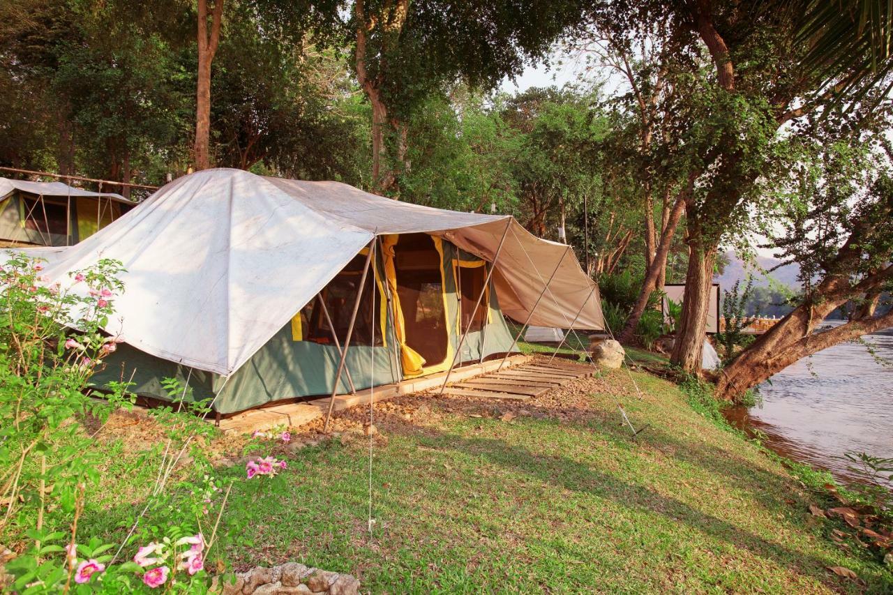 Tent met Uitzicht op de Rivier