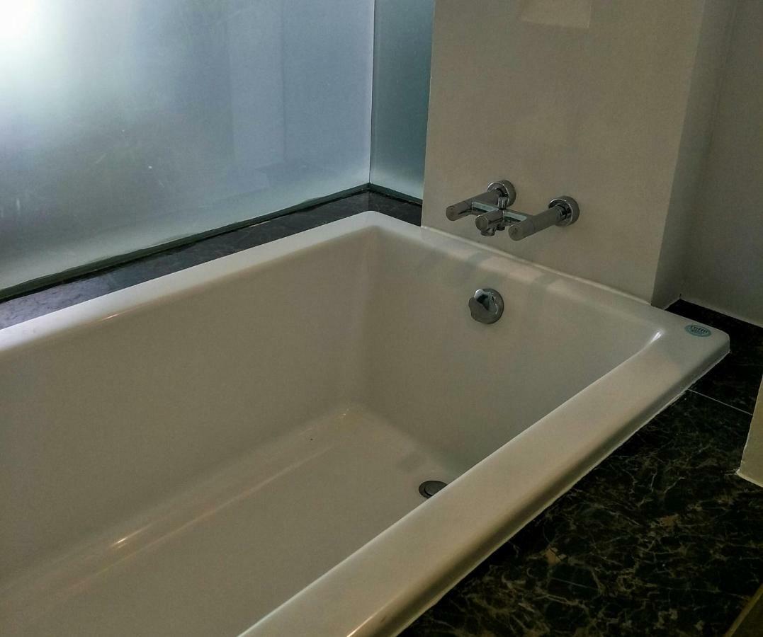 Grand Deluxe Double or Twin Room