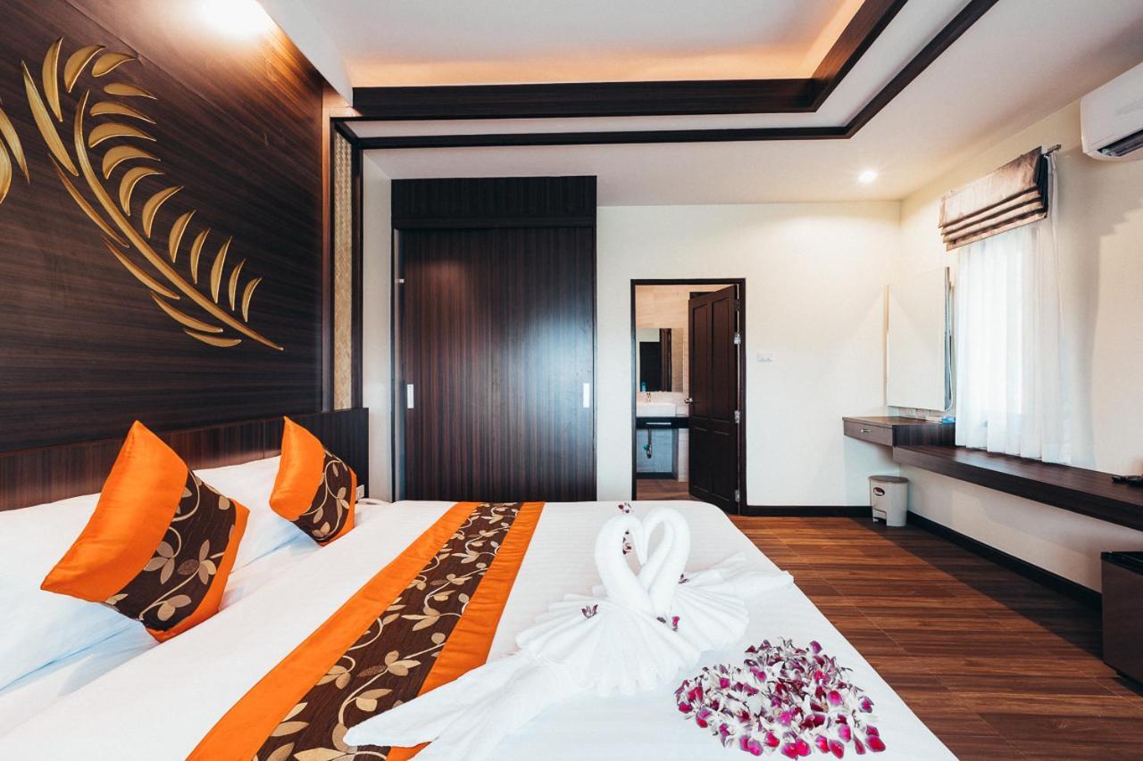 Standard Bungalow King Bed