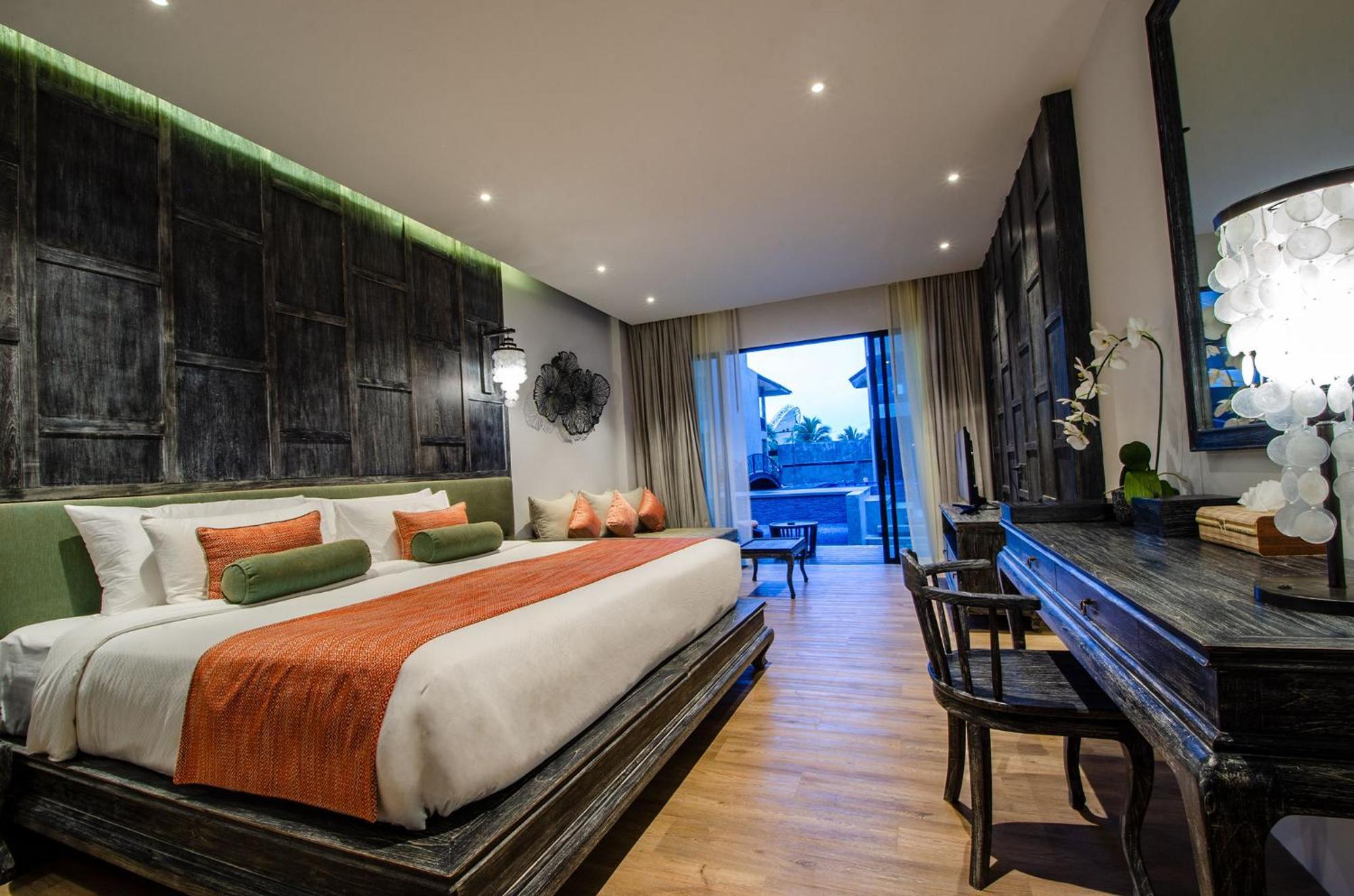 Deluxe Double or Twin Room Pool Access