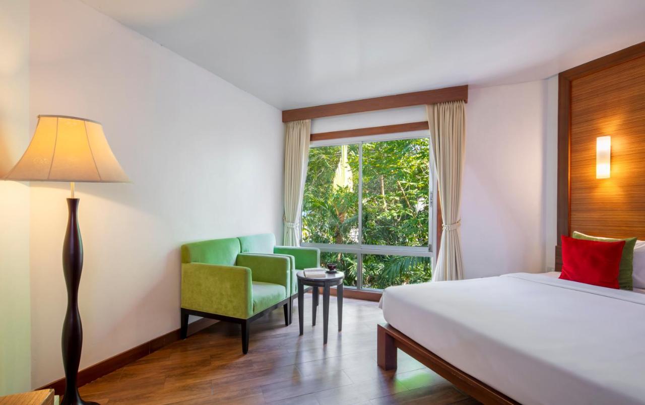 Deluxe Family Room