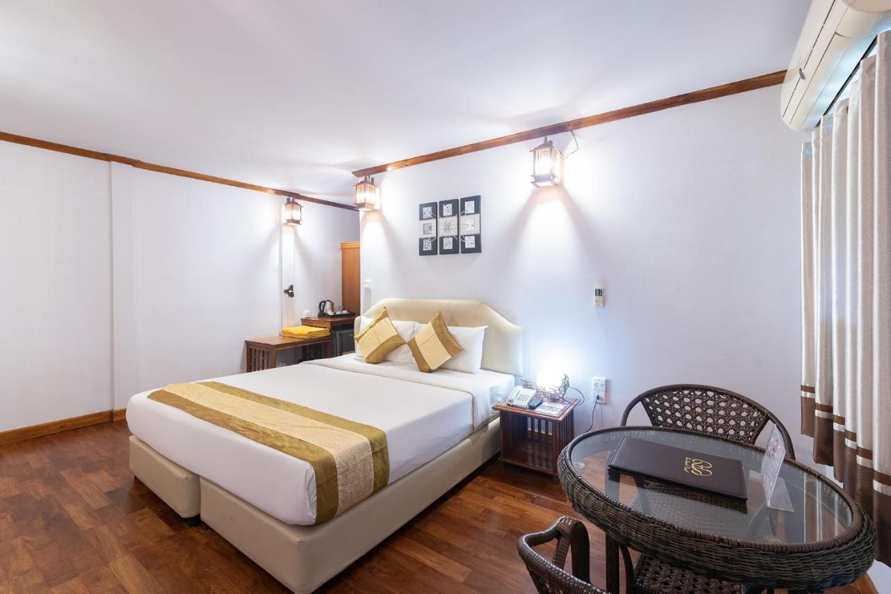 Superior Villa Partial Sea View Transfer to Tonsai Pier