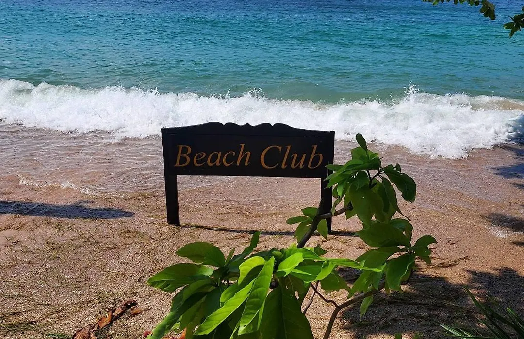 Beach Club Koh Tao-1