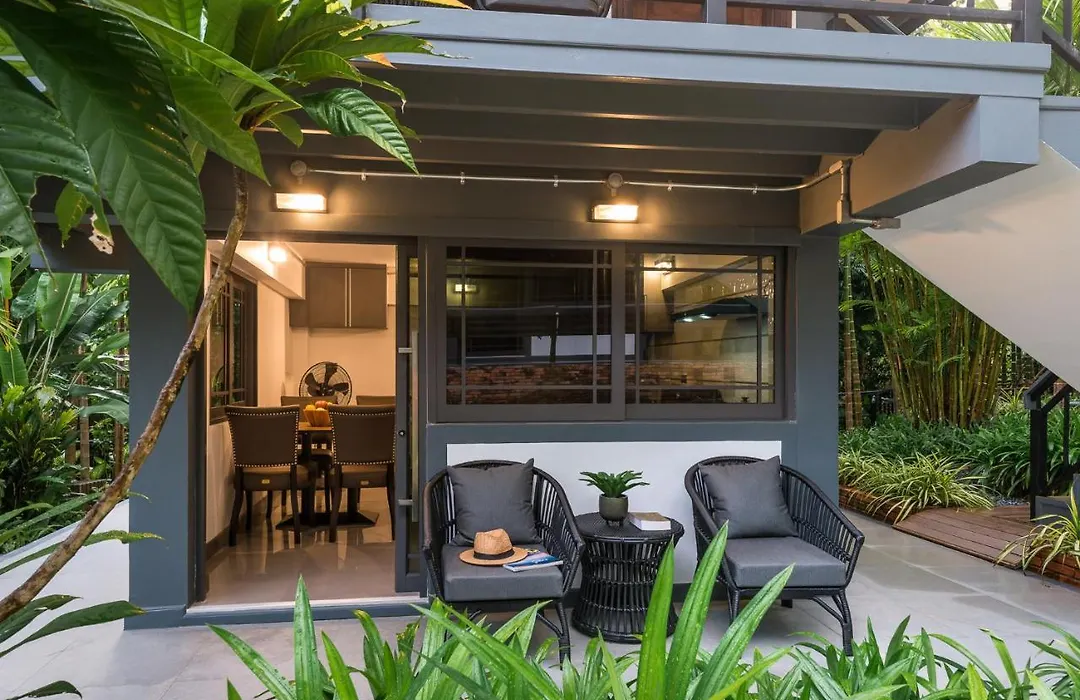 Loy Chalet-1
