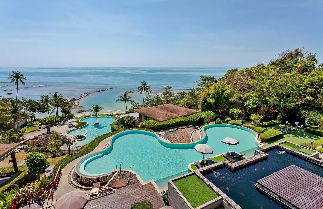 Shasa Resort - Luxury Beachfront Suites-1