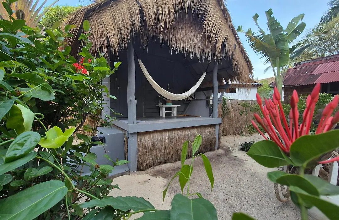 Sea Love Beach Bar&Bungalows-1