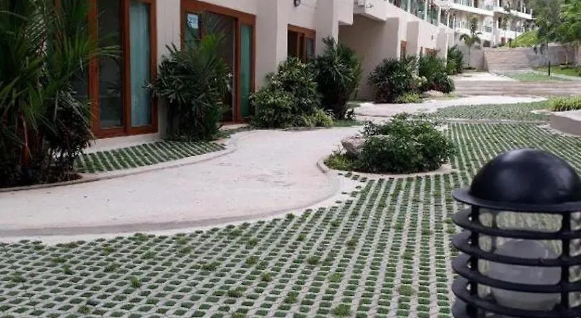 Sealey Resort-1
