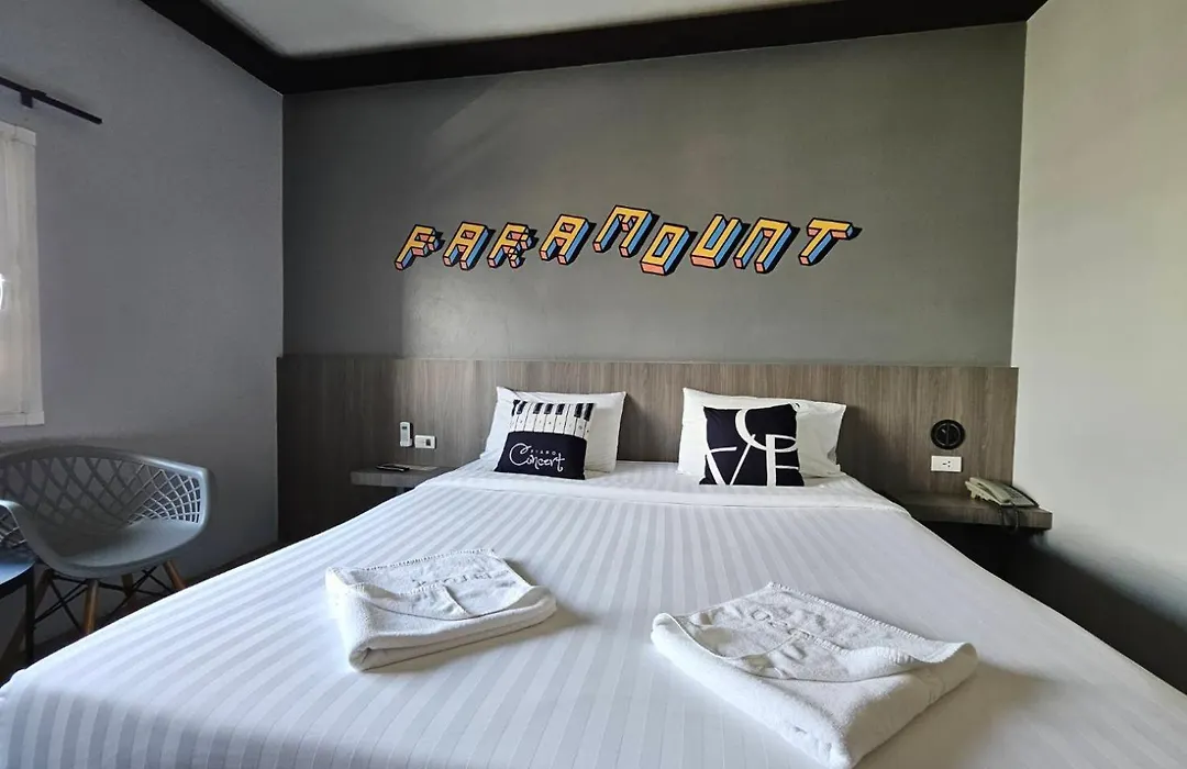 Paramount Palace Hotel Dannok-1
