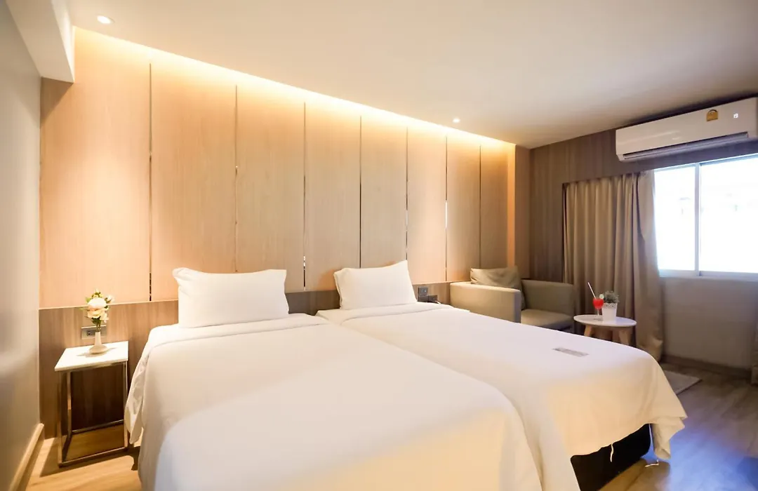 Golden City Rayong Hotel-1