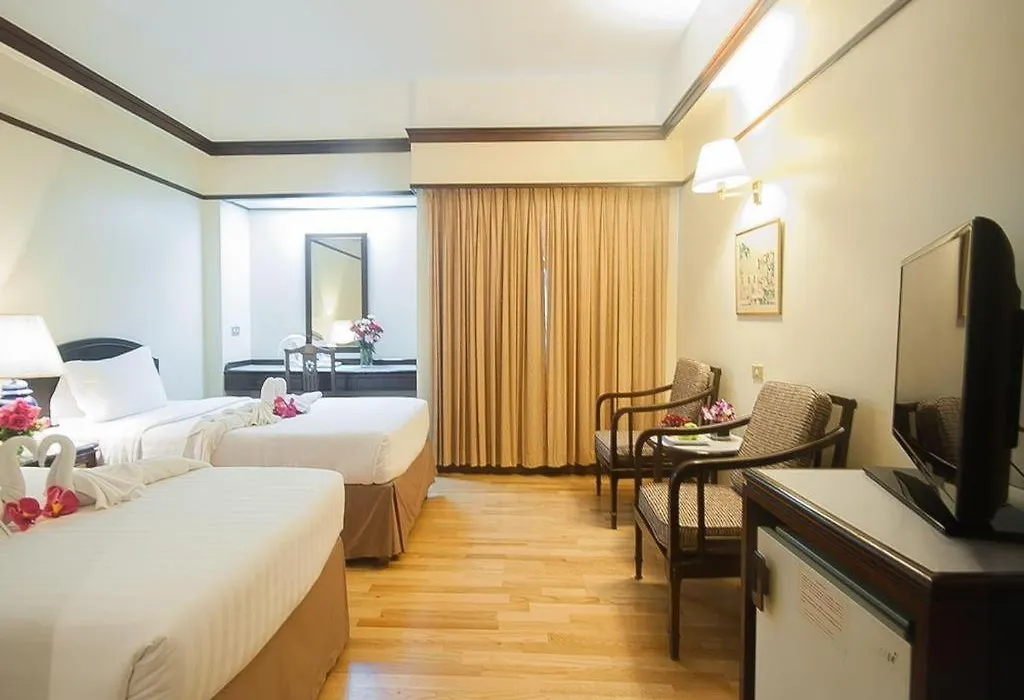 Grand Plaza Hotel-1