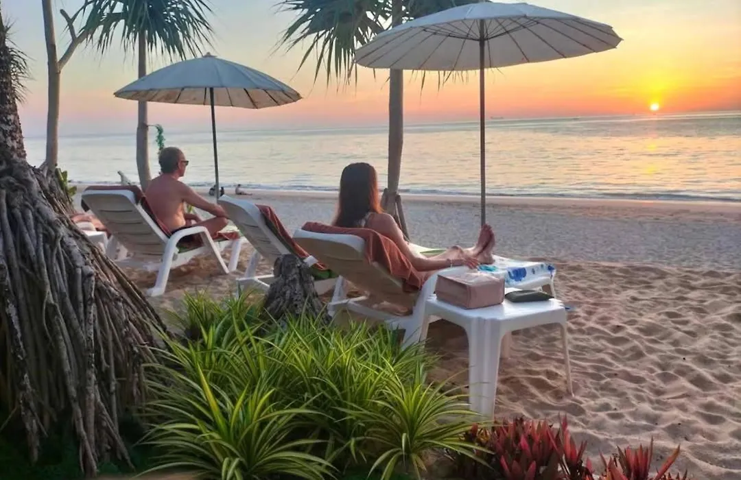 Beach Home Lanta-1