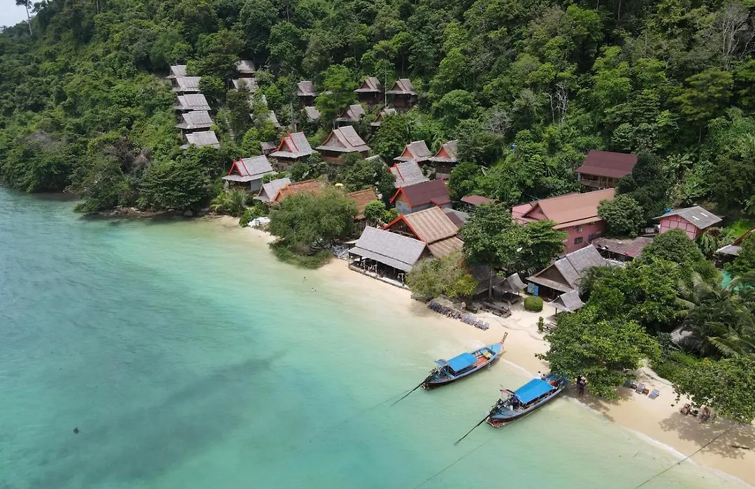 Phi Phi Relax Beach Resort-1