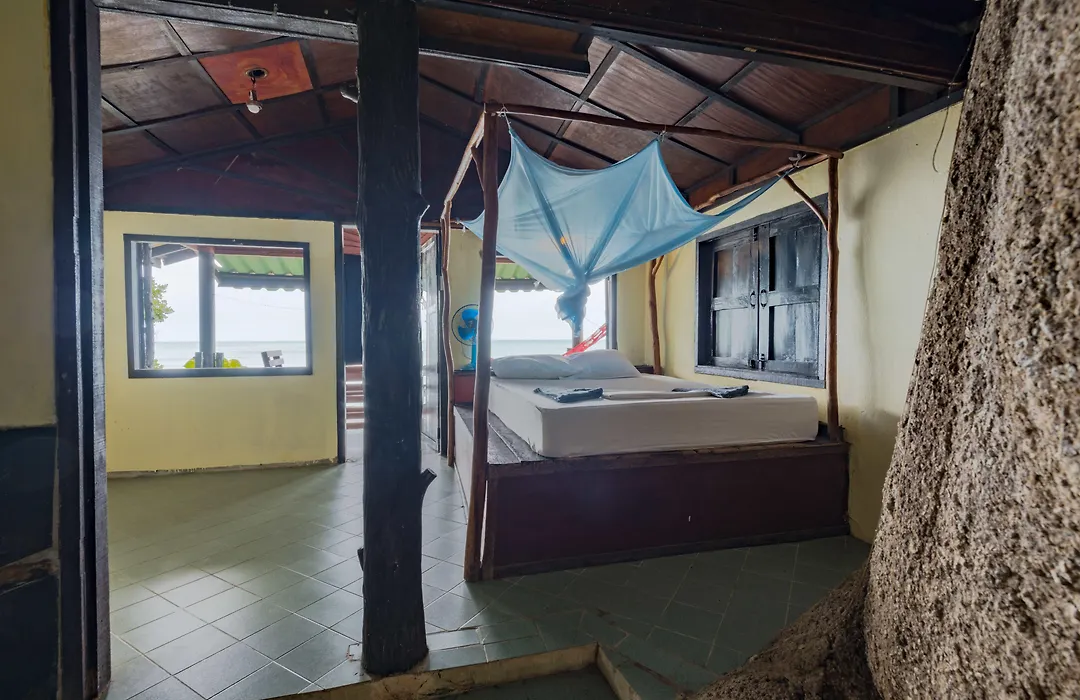 Mai Pen Rai Bungalows-1