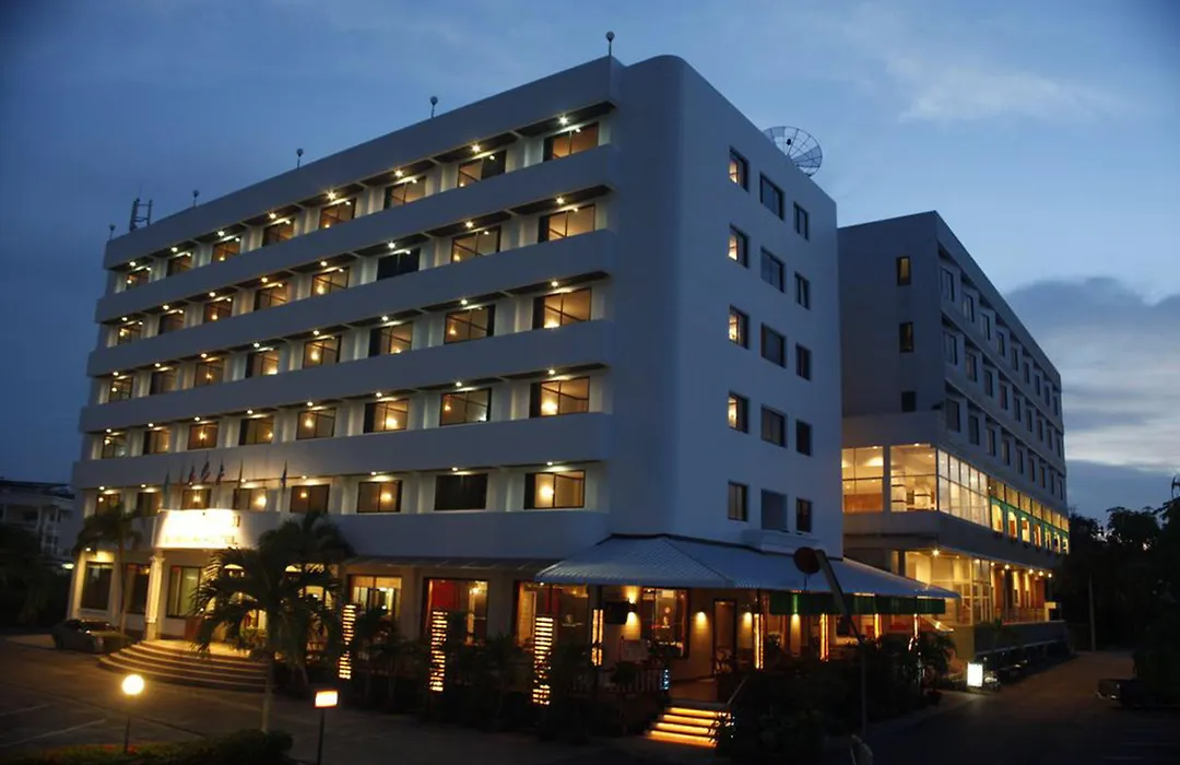 Boon Siam Hotel-1