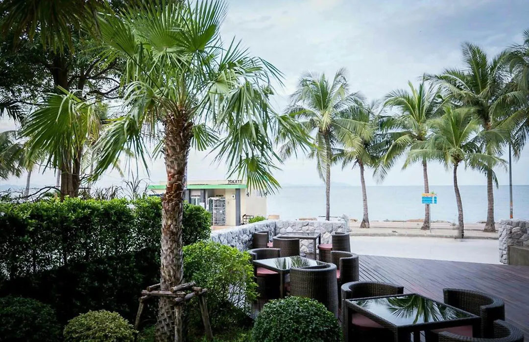 Kalm Bangsaen Hotel-1