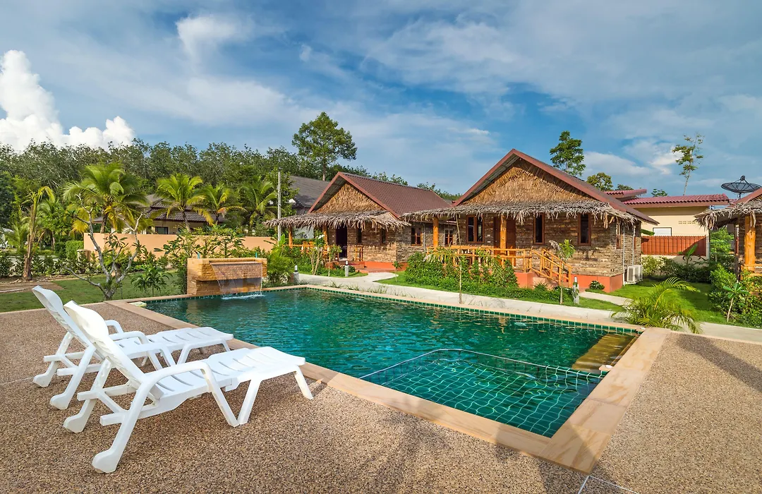 Pinthong Aonang Villa-1