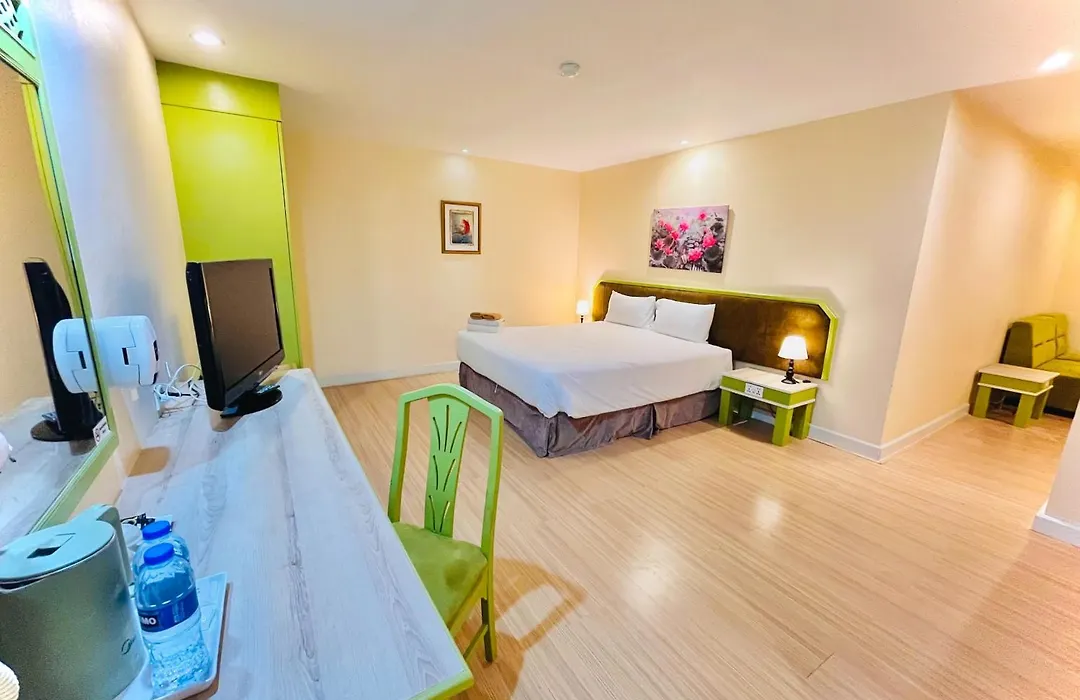 Friendlytel Hotel-1
