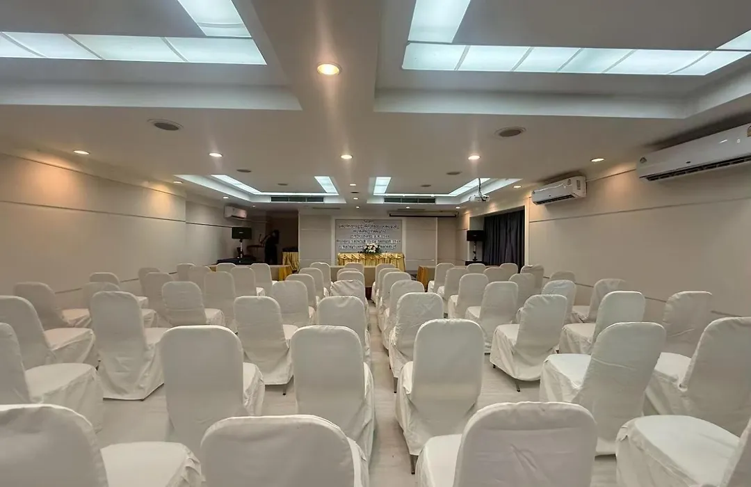 Ayothaya Riverside Hotel-1