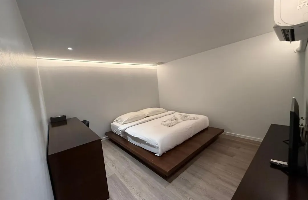 P168 Hostel Samui-1