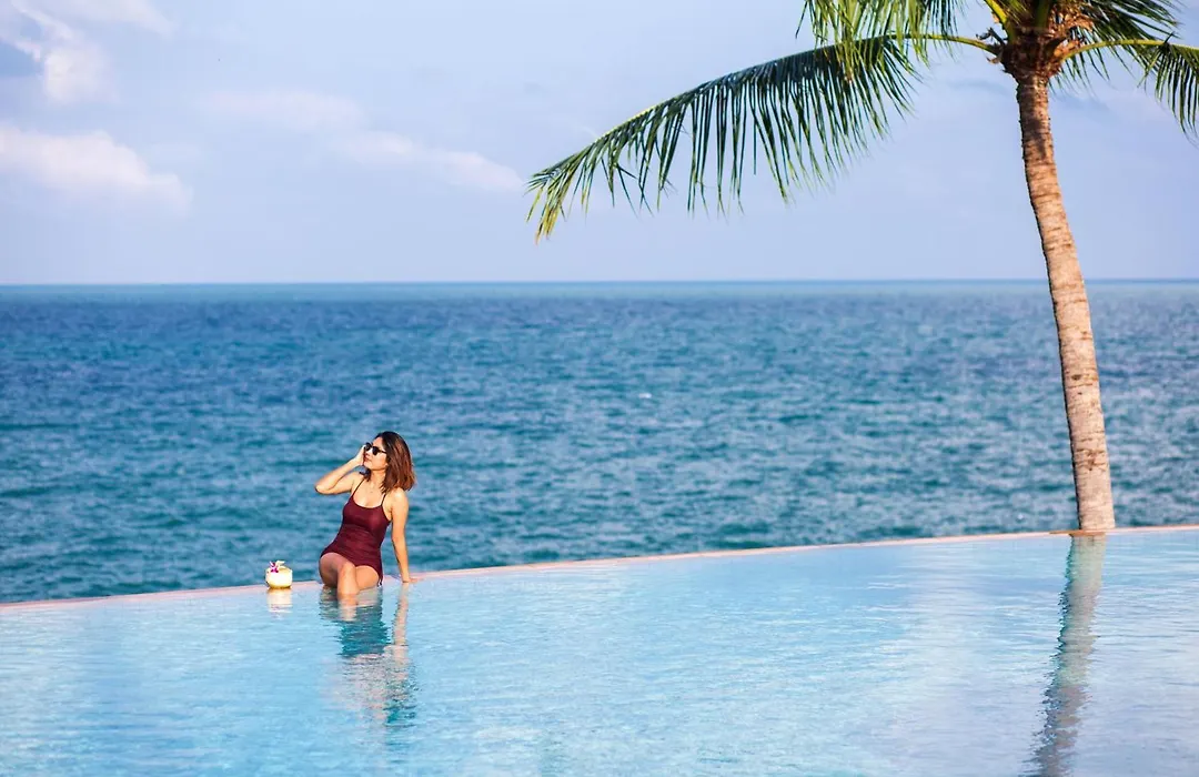 Coral Cliff Beach Resort Samui-1