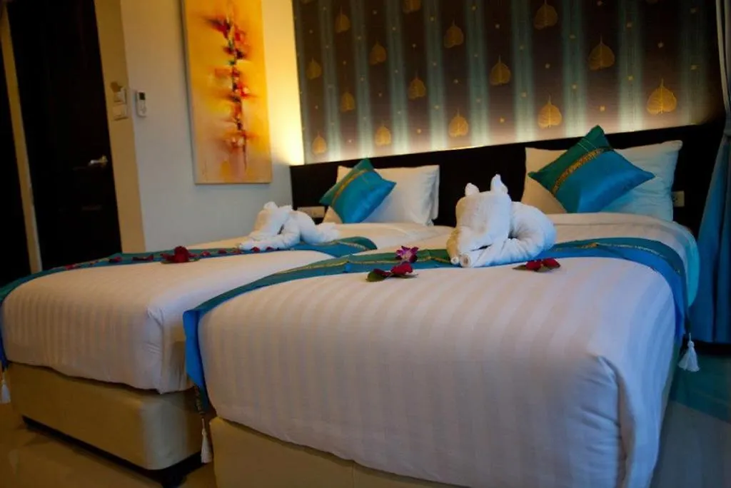 Kata Green Beach Hotel-1