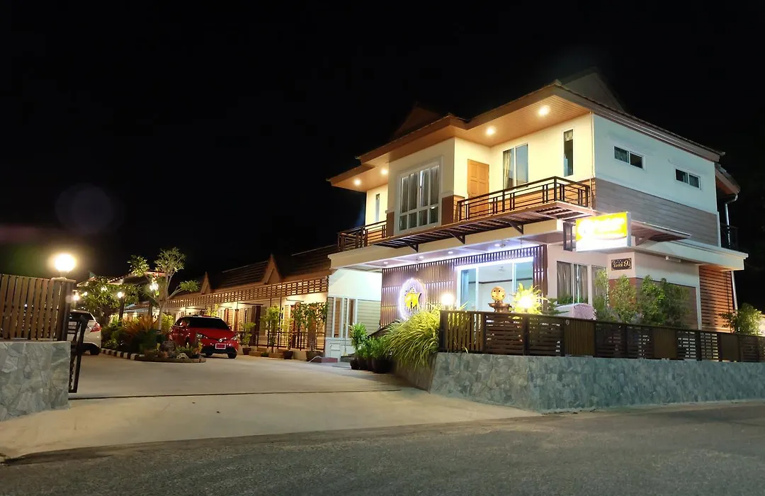 Baan Por Pla Resort-1