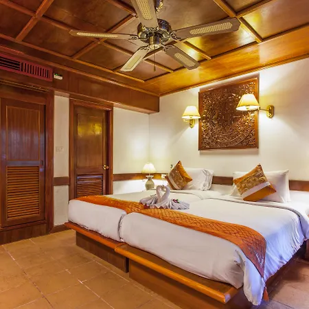 Tropica Bungalow Beach Hotel-3