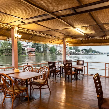 Ayothaya Riverside Hotel-2