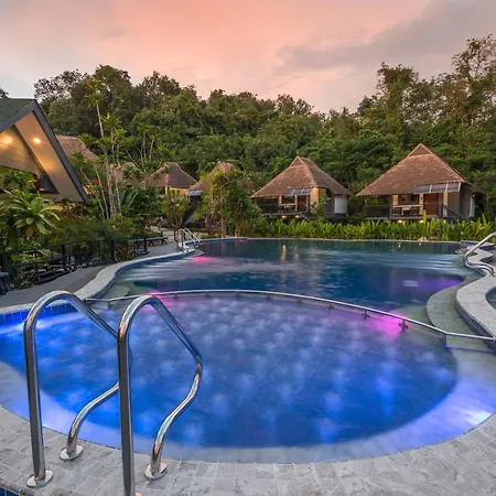 Loy Chalet-3