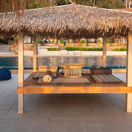 Baan Jai Dee Beach Front Hotel-2