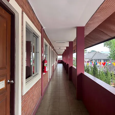 Red Brick-3