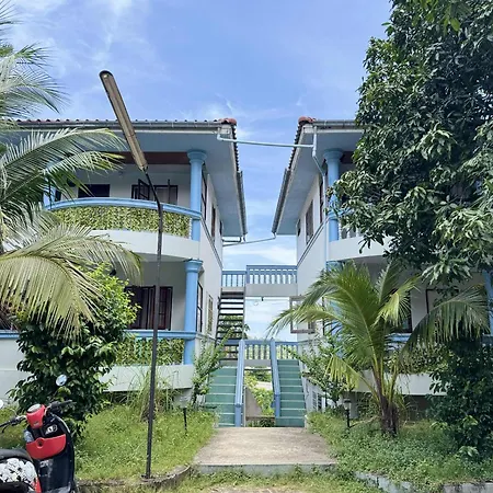 Tommy Apartment - Main Road-3