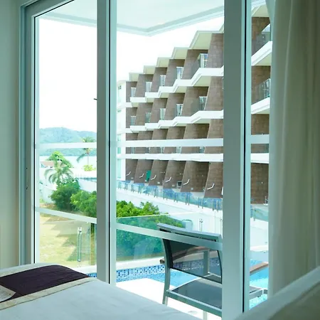 The Beachfront Hotel Phuket-2