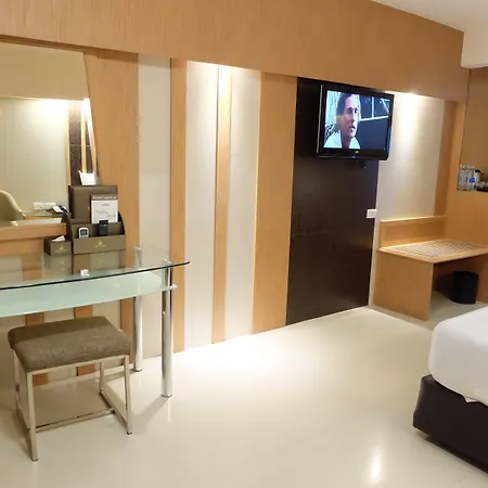 Golden City Rayong Hotel-2
